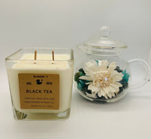 Load image into Gallery viewer, 14 oz. Square Jar 100% Soy Wax Candle
